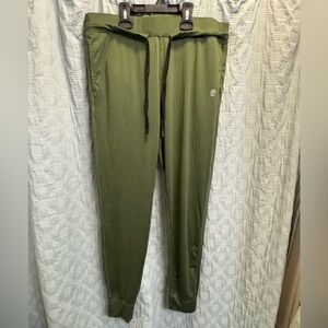 Born Primitive Rest Day Jogger size L
